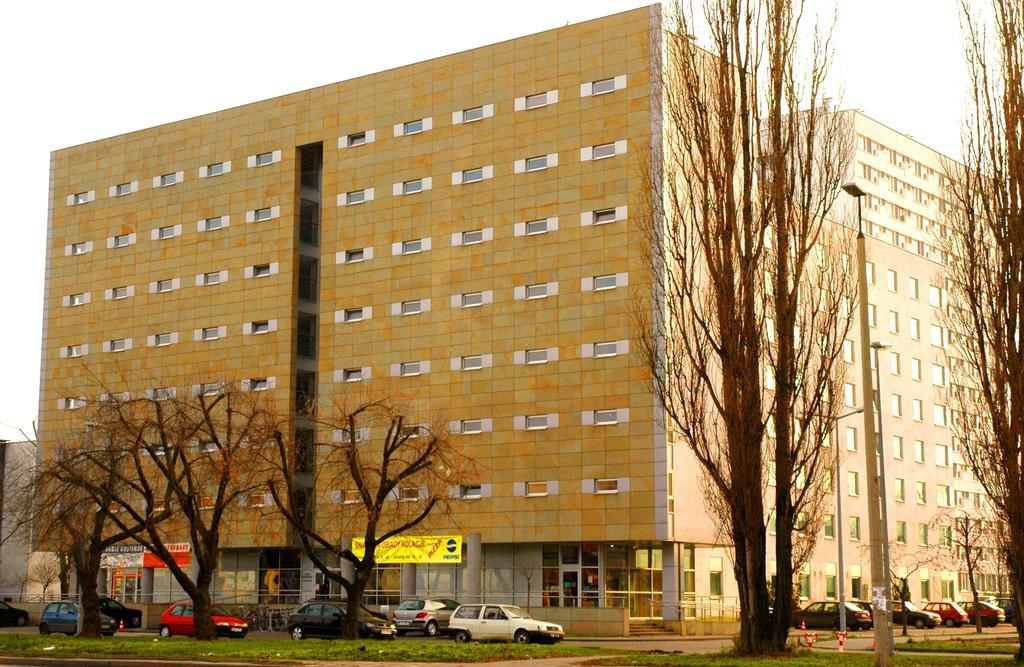 Ds Za Kolumnami Cracóvia Exterior foto